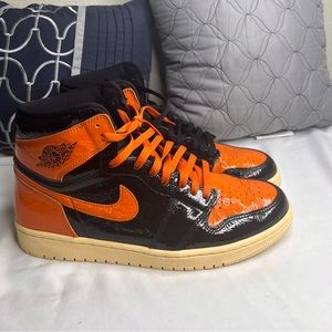 Shattered Backboards Retro 1 High